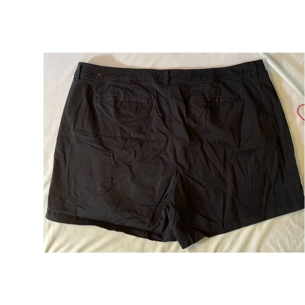Lane Bryant Black Cotton Spandex Womens Shorts SIZE 26
